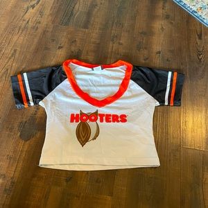 Hooters crop top